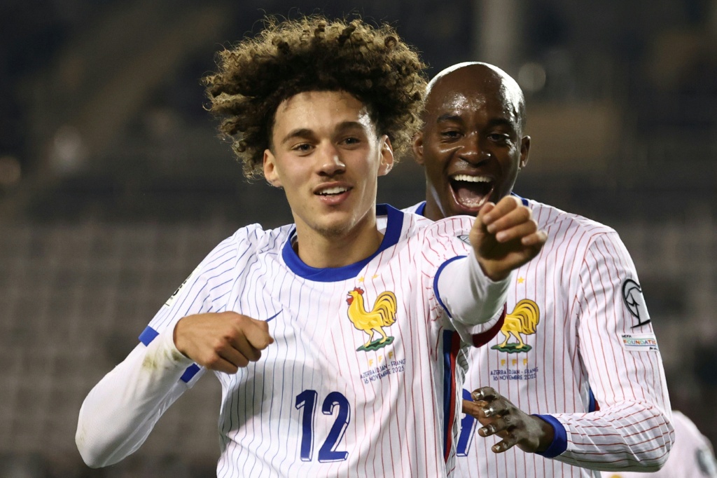 Francia supera 3-1 a Azerbaiyán utilizando varios reservas
