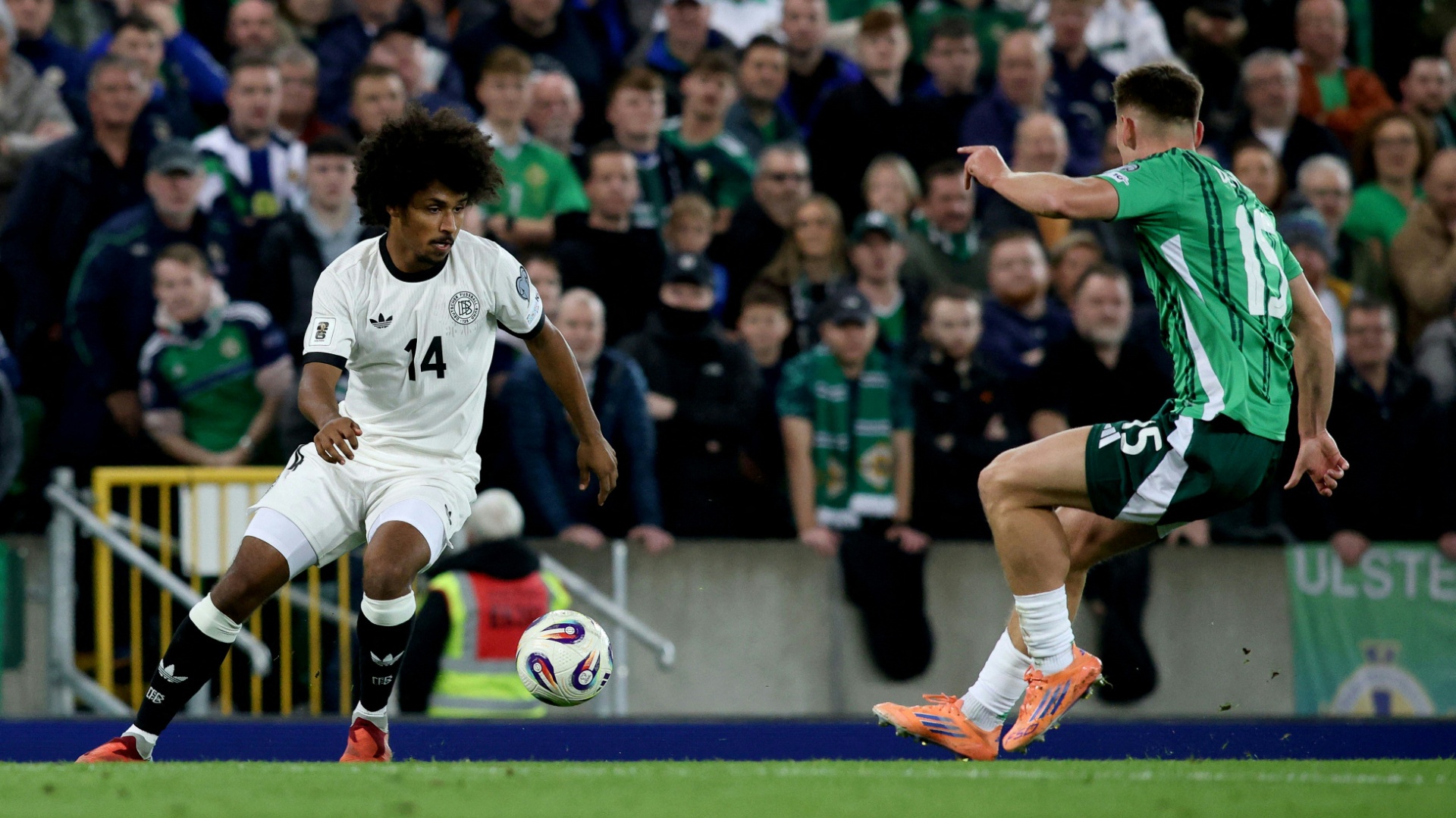 Völler möchte Adeyemi nicht verurteilen