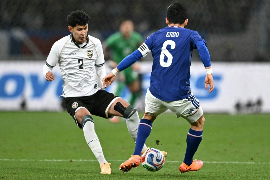 Desconfidence en Bolivia despues de una derrota aplastante 3-0 en amistoso frente a Japon