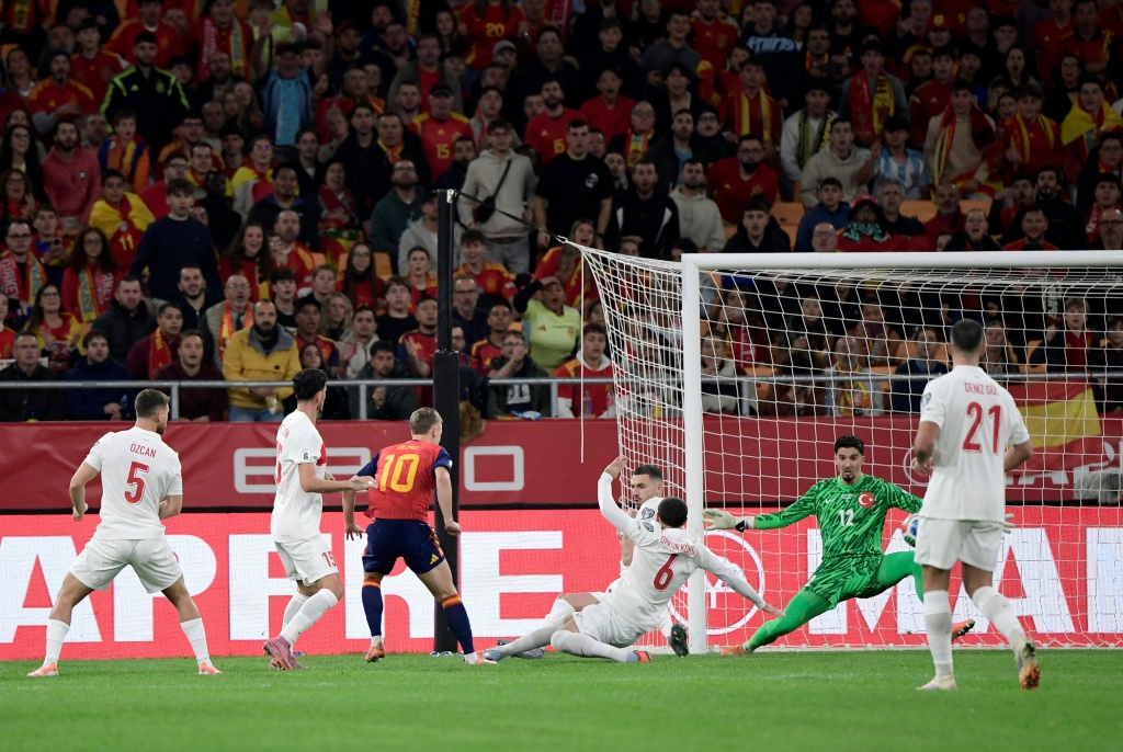 España asegura su pase al Mundial 2026