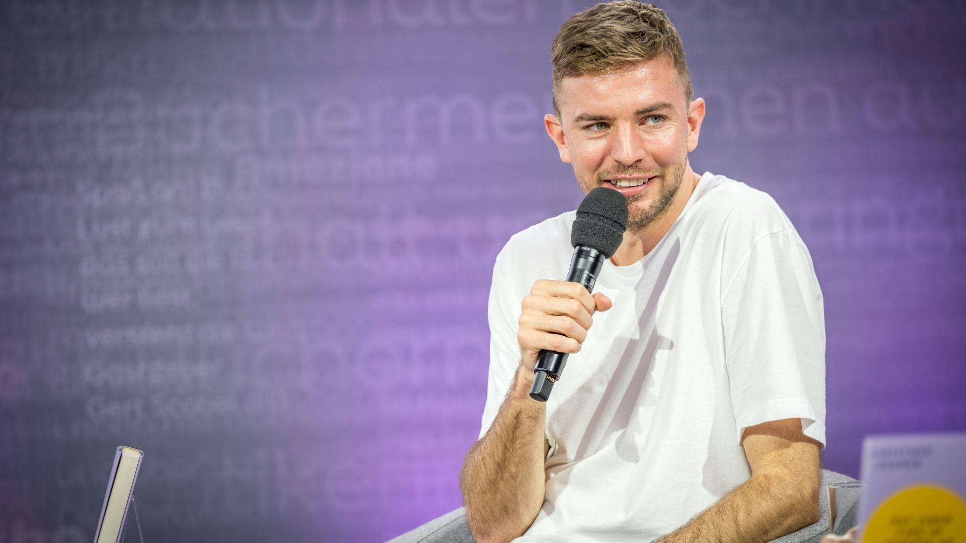 Fußballweltmeister Kramer plant zweiten Roman