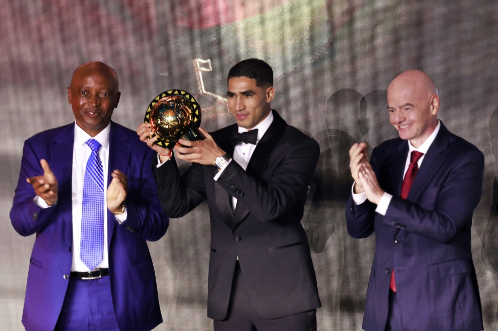 Achraf Hakimi from PSG named African footballer of the year