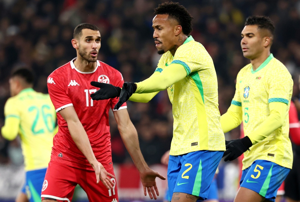 Éder Militão padece una lesión en el aductor de su pierna derecha