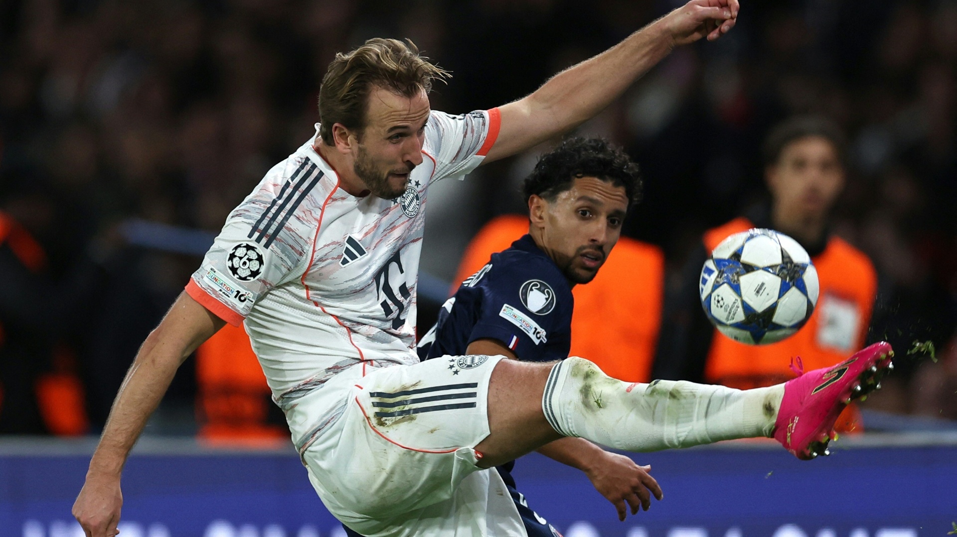 Hoeneß rückt Kane beinahe an Legende Müller heran