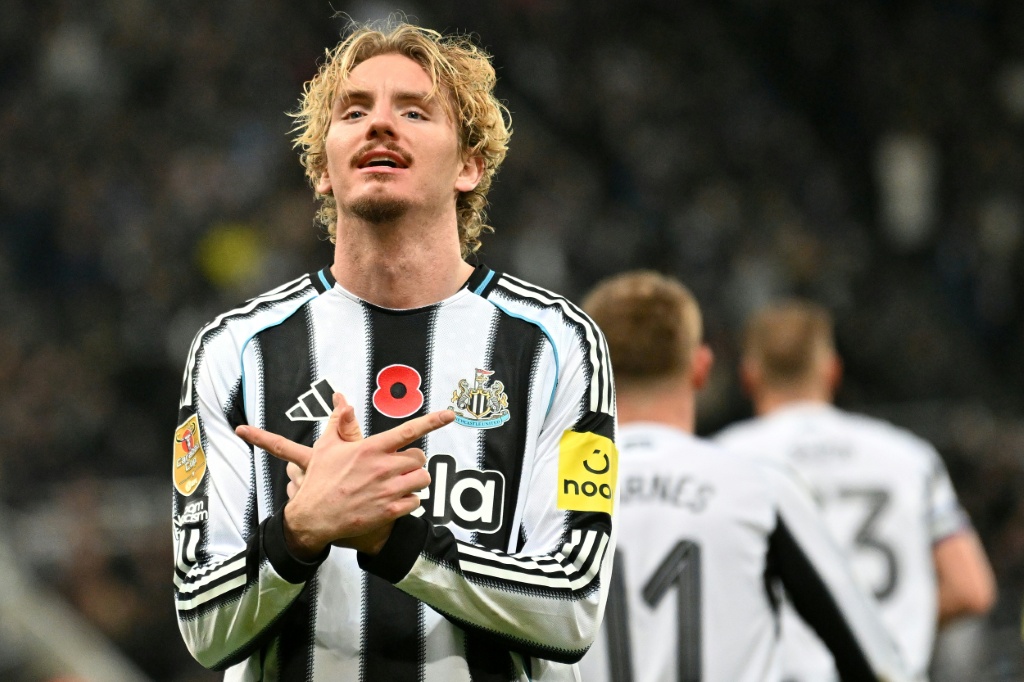 Howe Sebut Newcastle Harus Dapat Lebih Banyak dari Pemain Rekor Transfer Woltemade