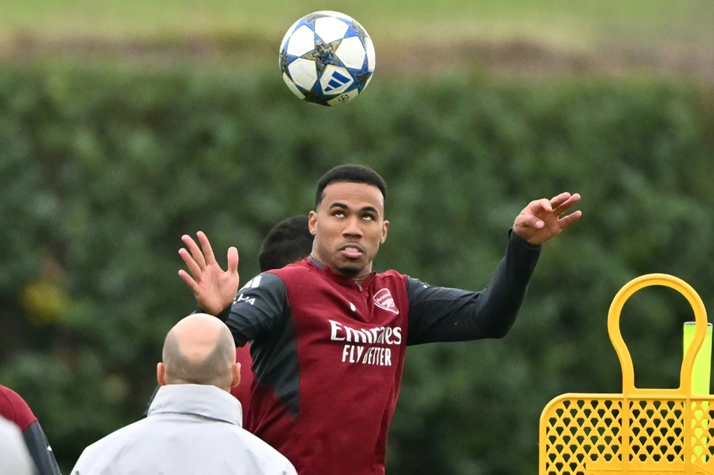 Gabriel Magalhães del Arsenal estará fuera varias semanas por lesión