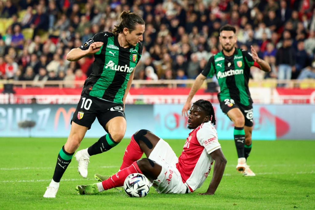 Ligue 1 ciblé économe équilibré le mercato victorieux de Lens