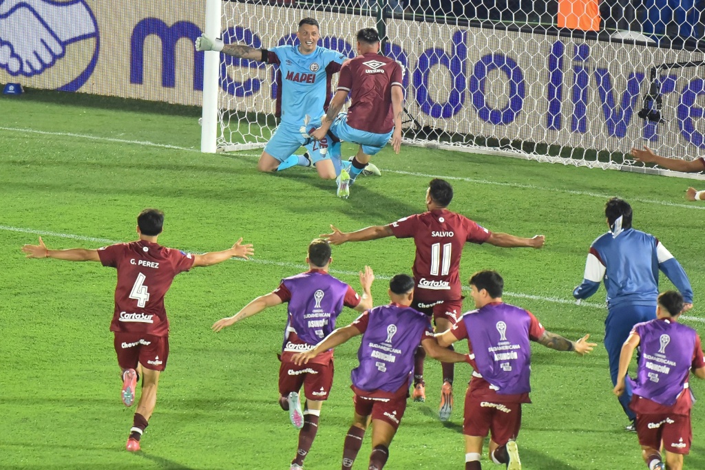 Lanús derrota Atlético-MG nos penáltis e sagra-se campeão da Copa Sul-Americana