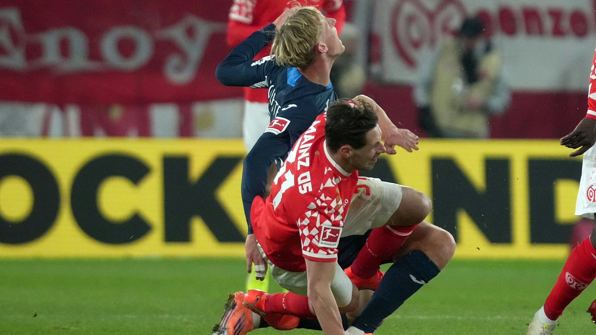 Thon verlangt Zwölfspielsperre für wiederholten Rotkartenempfänger Kohr