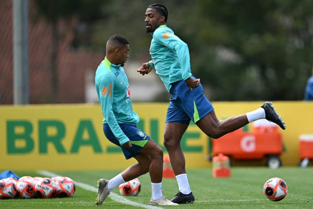 Lille revela que el zaguero brasileño Alexsandro no necesitará cirugía tras lesión