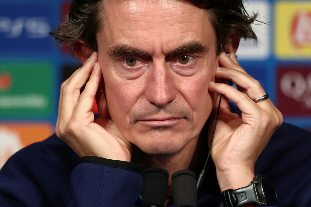 Thomas Frank Supports Tottenham's Recovery Against PSG in Paris