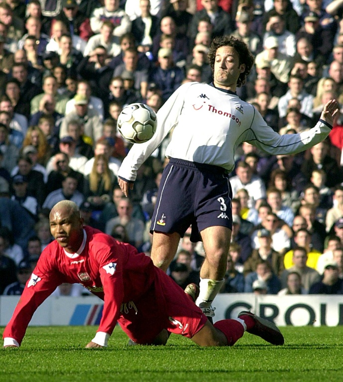 El técnico argentino Taricco ofrece su renuncia por un presunto gesto racista en Corea del Sur