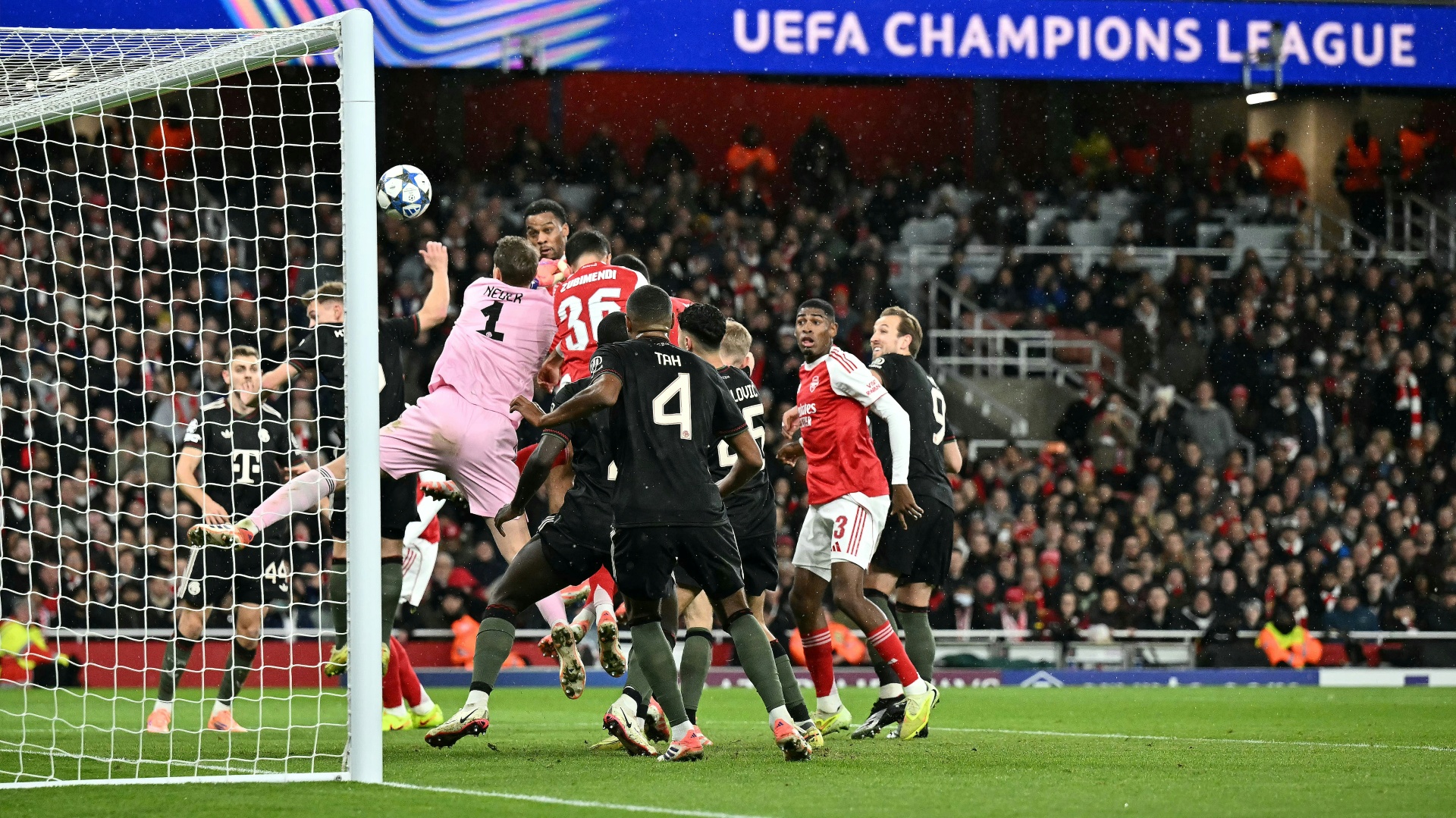 Neuer: "Bin kein Torwart, der sich hinschmeißt"