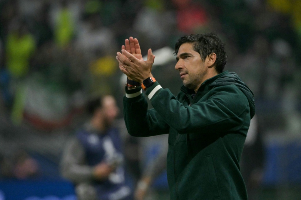 Abel Ferreira, o rei Midas do Palmeiras que anseia pelo regresso do seu toque mágico