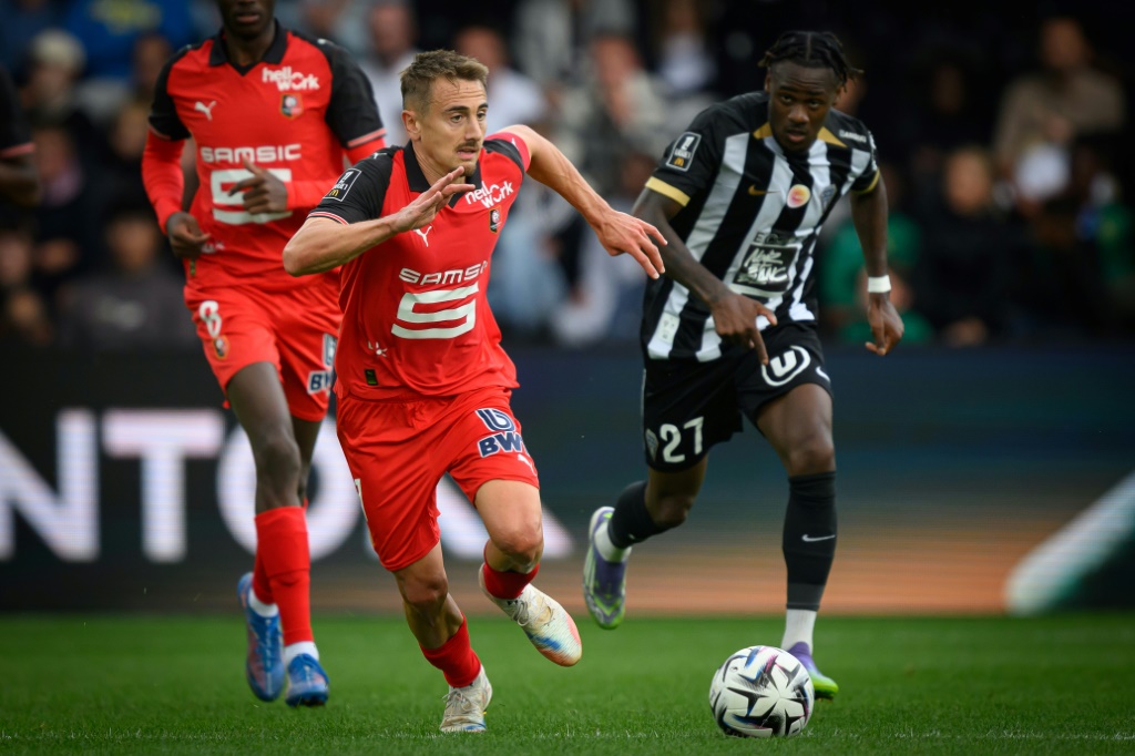 Ligue 1 Rongier conquiert tous les cœurs à Rennes