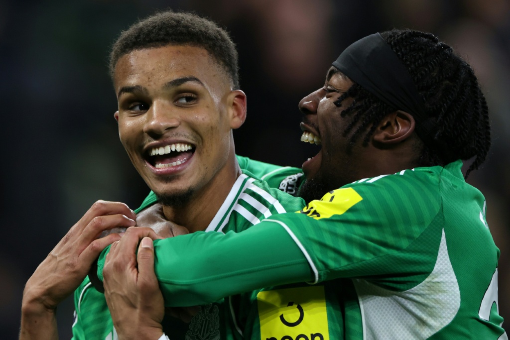 Howe enthousiast over eerste uitoverwinning van Newcastle in de competitie sinds april