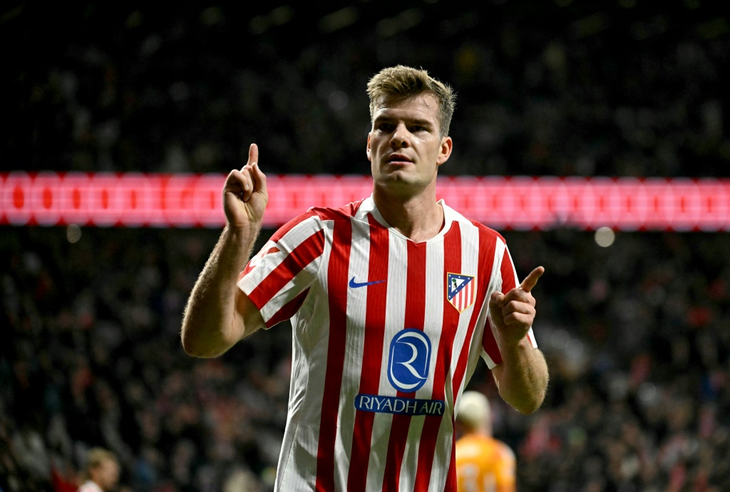 El Atlético de Madrid se impone 2-0 al último de la tabla Oviedo con dos tantos de Sorloth