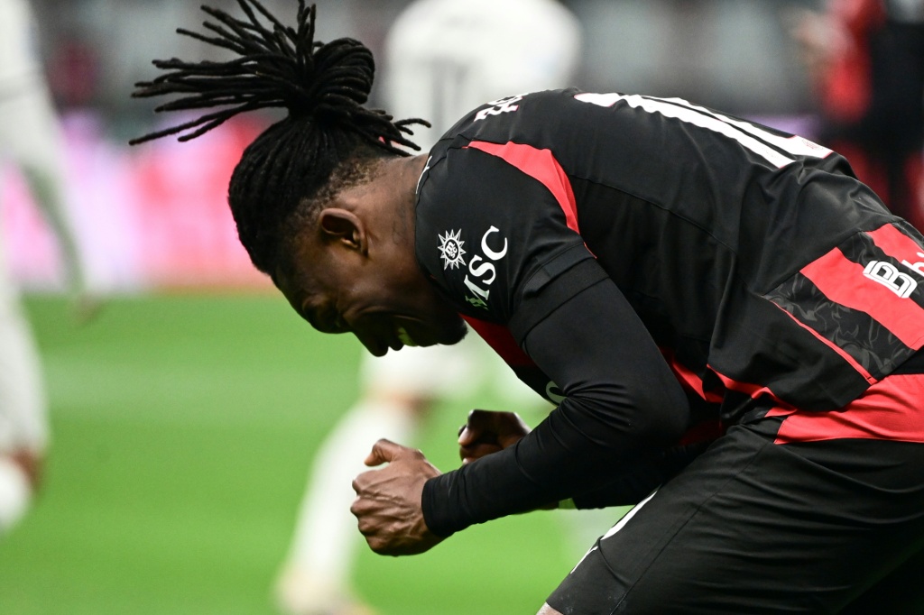 AC Milan vence 1-0 a la Lazio y toma el liderato temporal de la Serie A