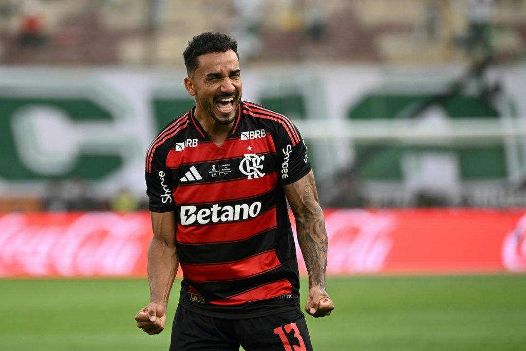 Flamengo derrota Palmeiras por 1-0 em Lima e conquista o tetra da Libertadores