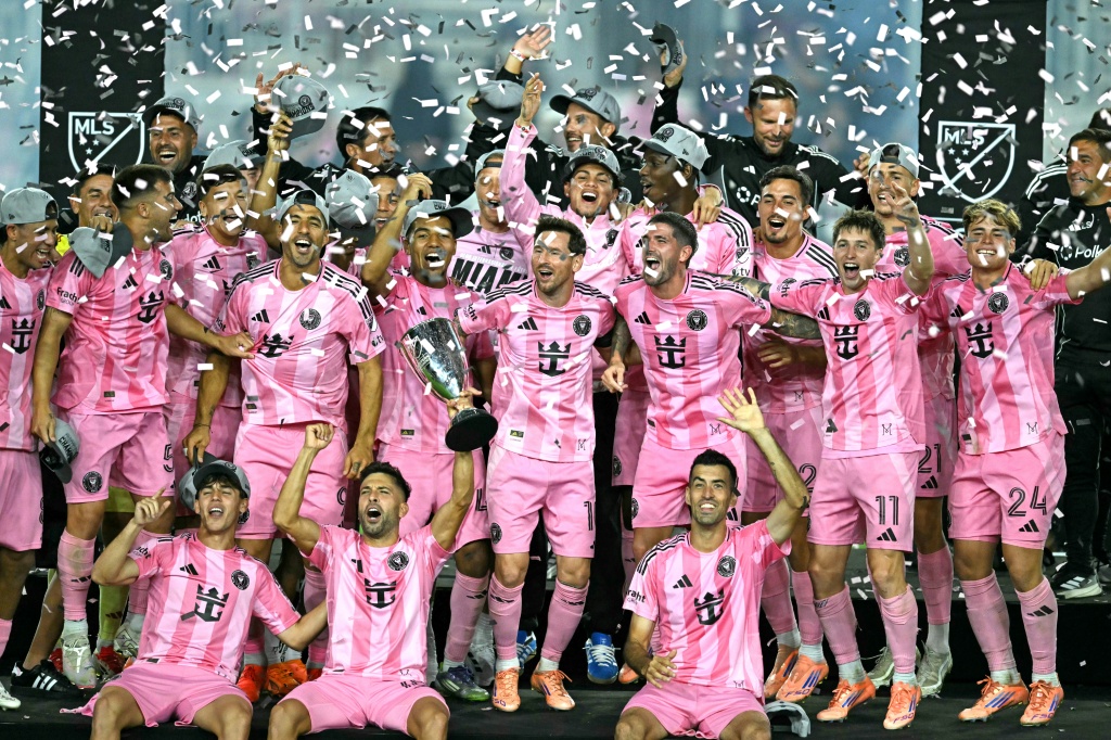 MLS: Messi guide Miami vers une victoire écrasante contre New York avant la finale face à Vancouver