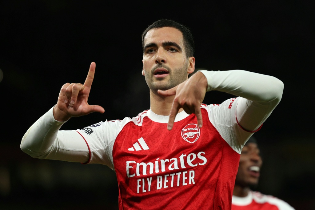 Merino strikes again to extend Arsenal's Premier League lead