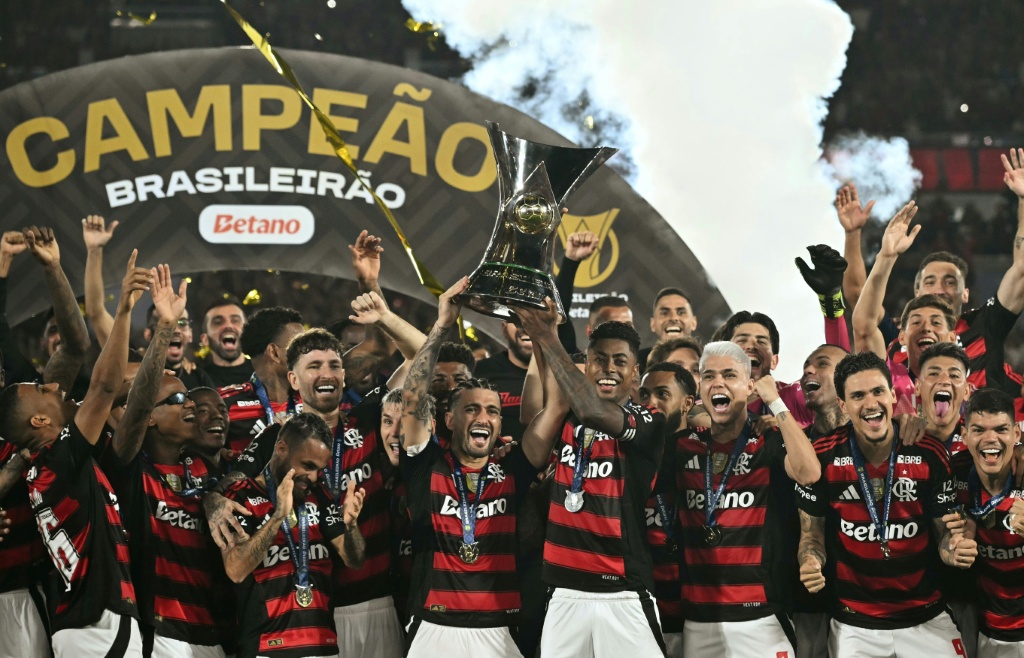 Flamengo add Brazilian title four days after Copa Libertadores win