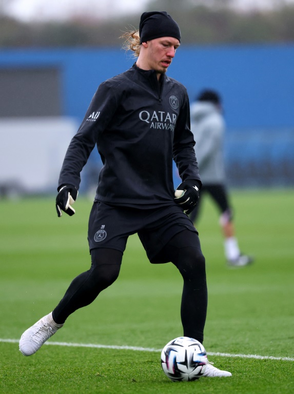 Ligue 1: Une chance pour Safonov de se révéler au PSG ?