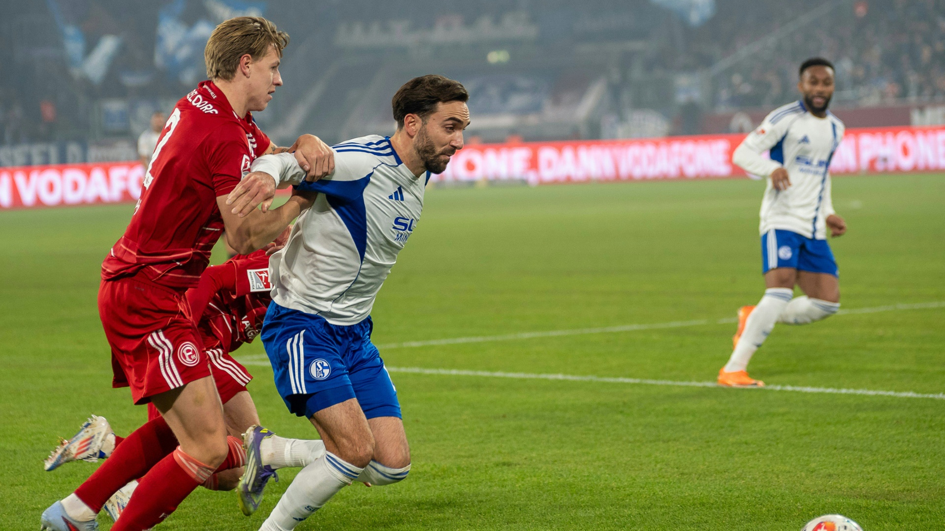 Schalke siegt und verschlimmert die Misere von Fortuna