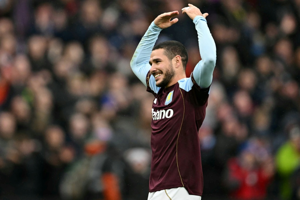 Arsenal líder cai para Aston Villa e encara segunda derrota no campeonato