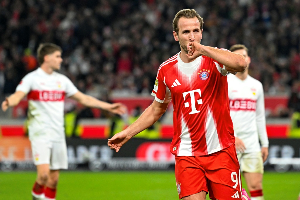 Hat-trick Kane dari Cadangan Bantu Bayern Hancurkan Stuttgart