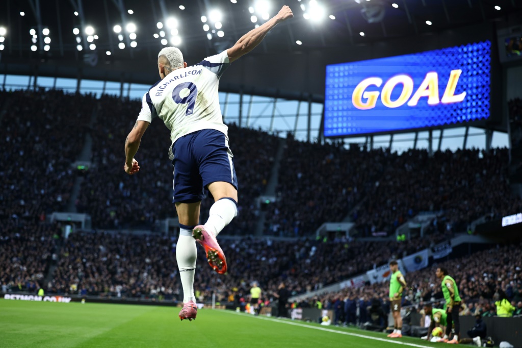Aston Villa Hentikan Rentetan Tak Terkalahkan Arsenal Man City Perkecil Selisih Jadi Dua Poin