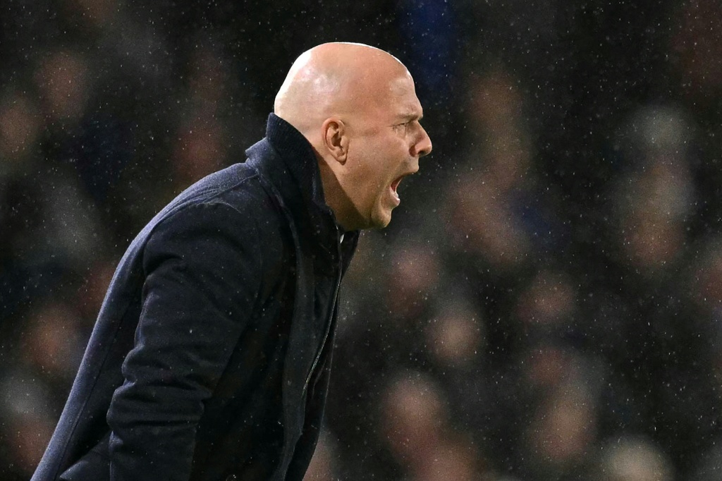 Liverpool Hanya Bisa Menyalahkan Diri Sendiri atas Kegagalan Ini, Ujar Slot