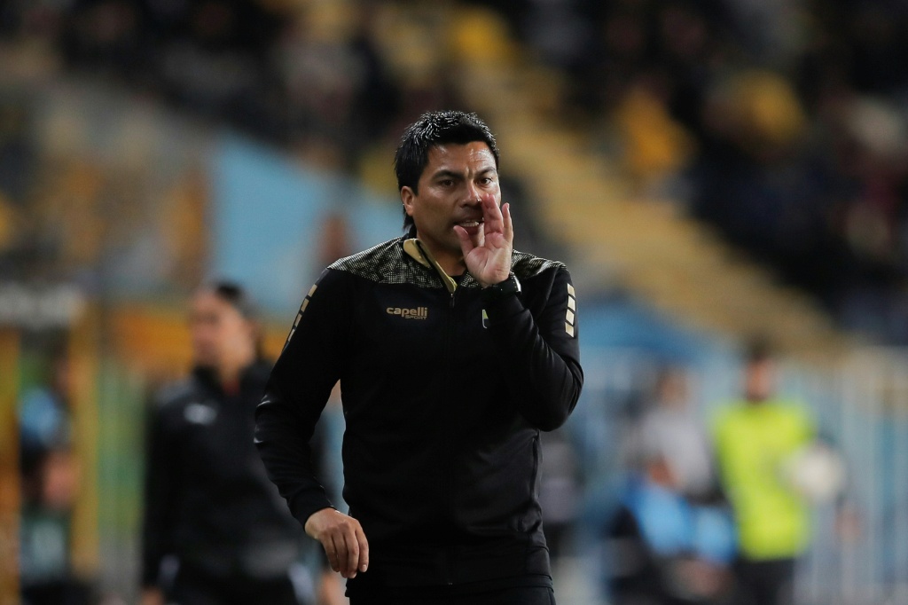 Esteban González el chileno se convierte en nuevo director técnico del Querétaro luego de coronar a Coquimbo Unido