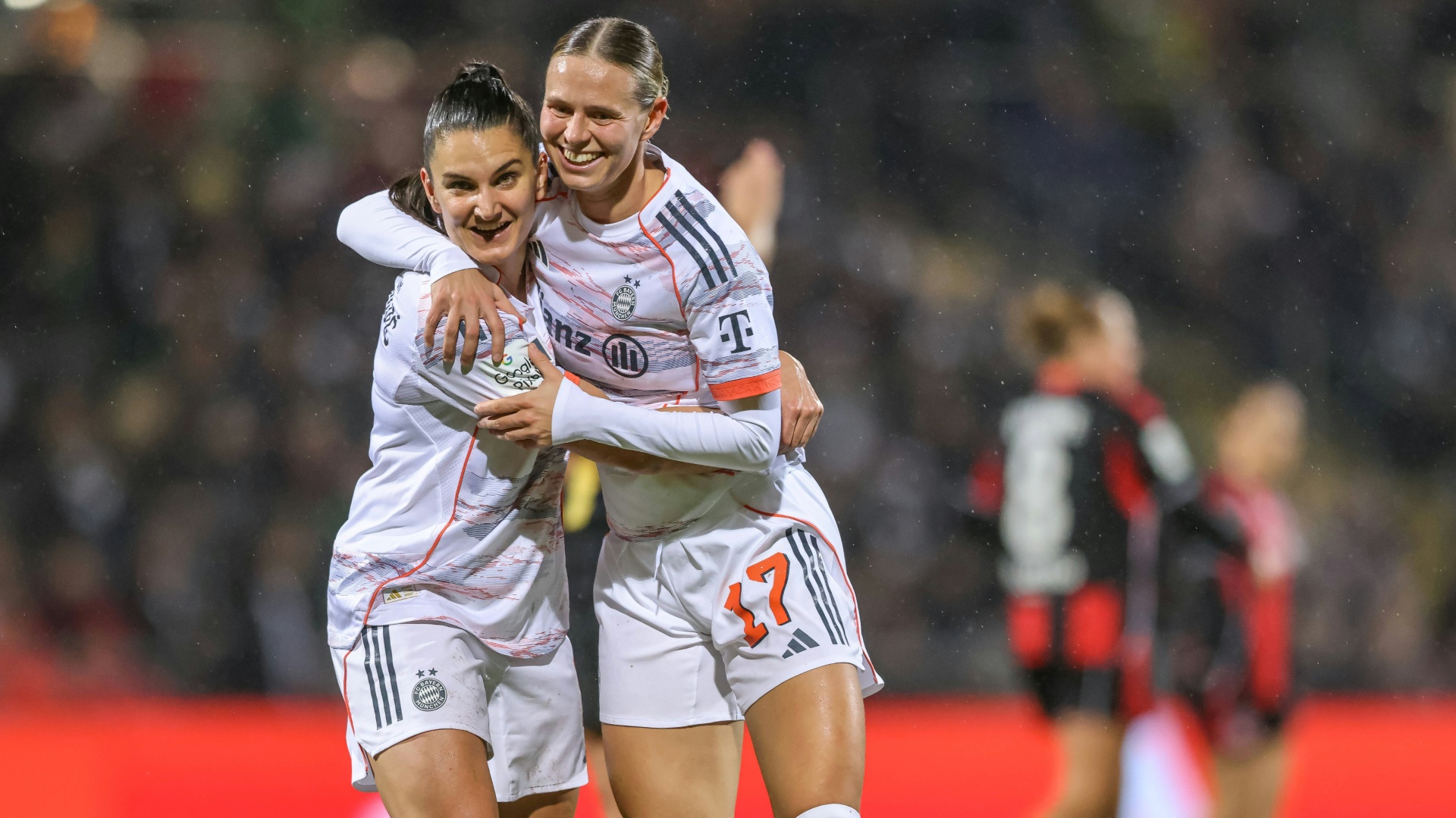 5:0 Sieg in Frankfurt Bayern sichert sich Fruherfolg als Herbstmeister