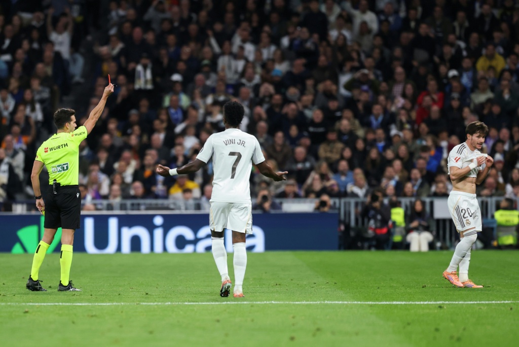 Real Madrid cae estrepitosamente frente al Celta mientras Barcelona amplía su ventaja