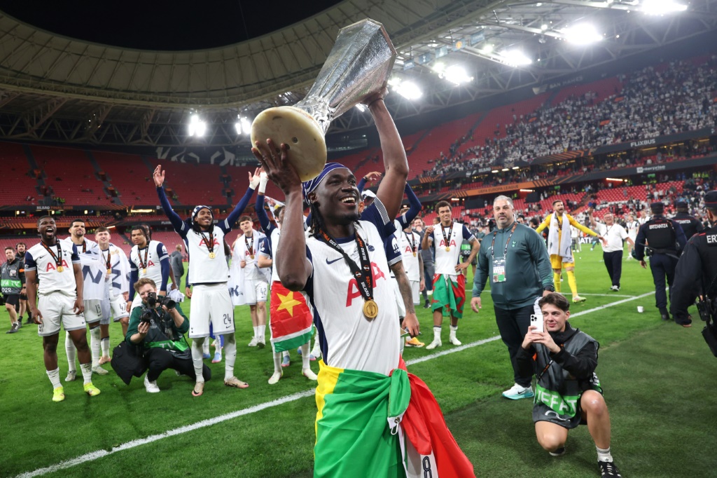 Tottenham menyelidiki perilaku Bissouma usai laporan penyalahgunaan gas was-was