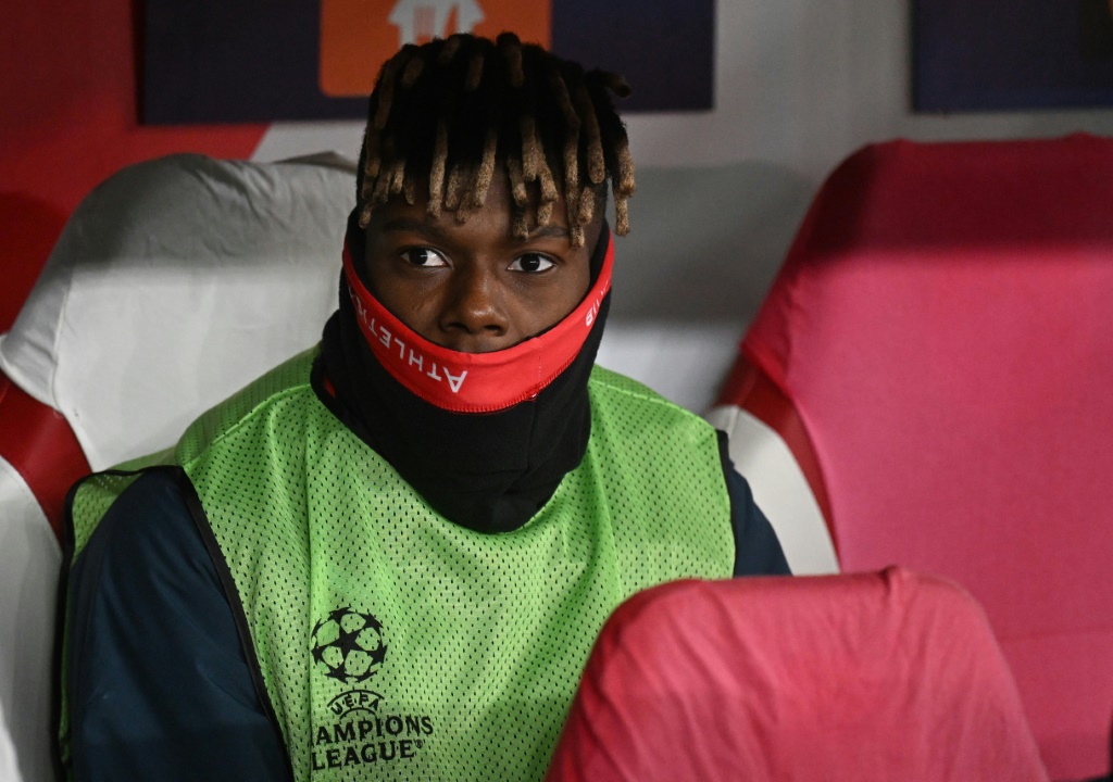 El Athletic se reestructura para enfrentar el desafío de vencer a un PSG con ausencias clave