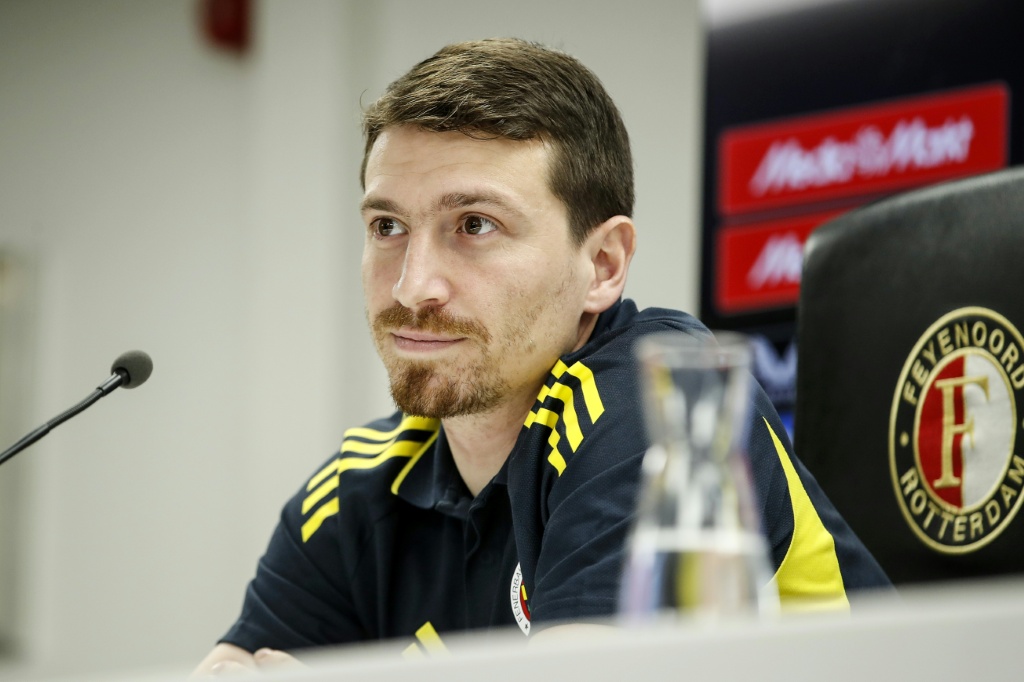 La justicia turca dicta prisión provisional para once jugadores en el escándalo de apuestas