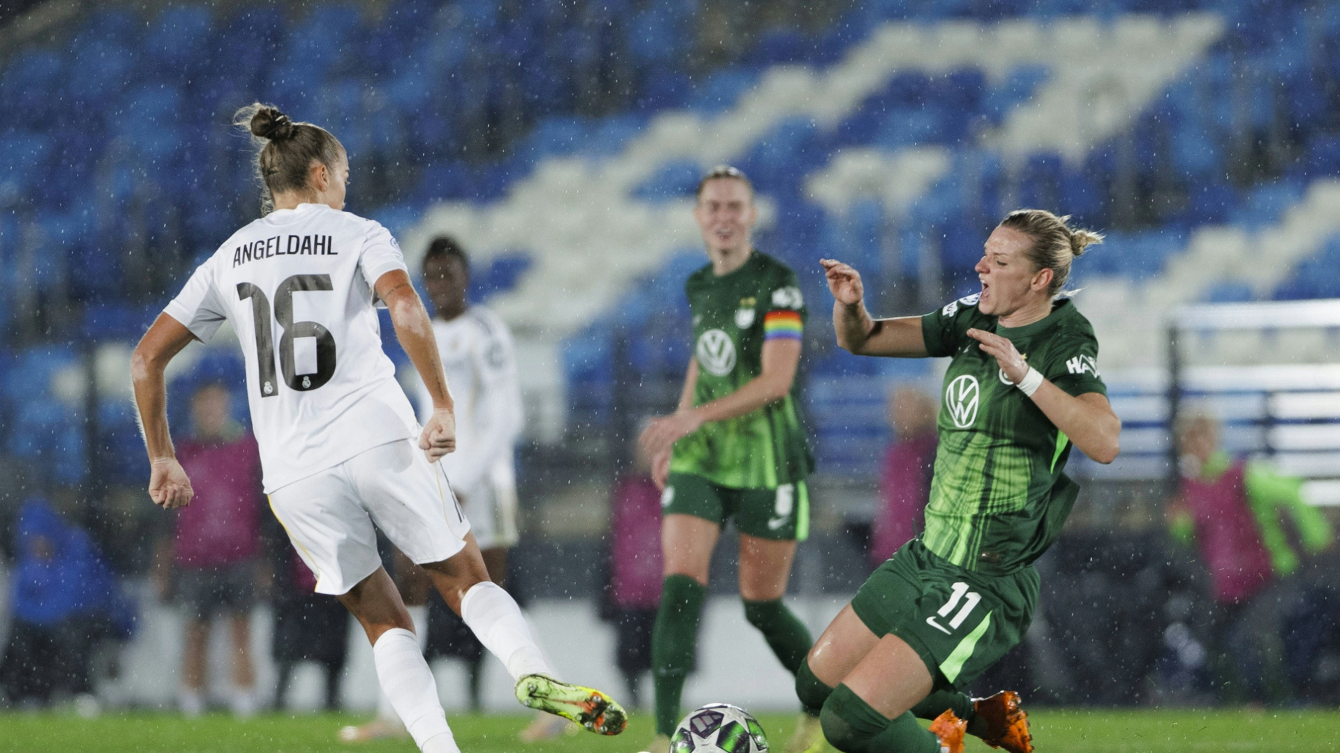 Obwohl lange Überzahl: Wolfsburg scheitert in Madrid