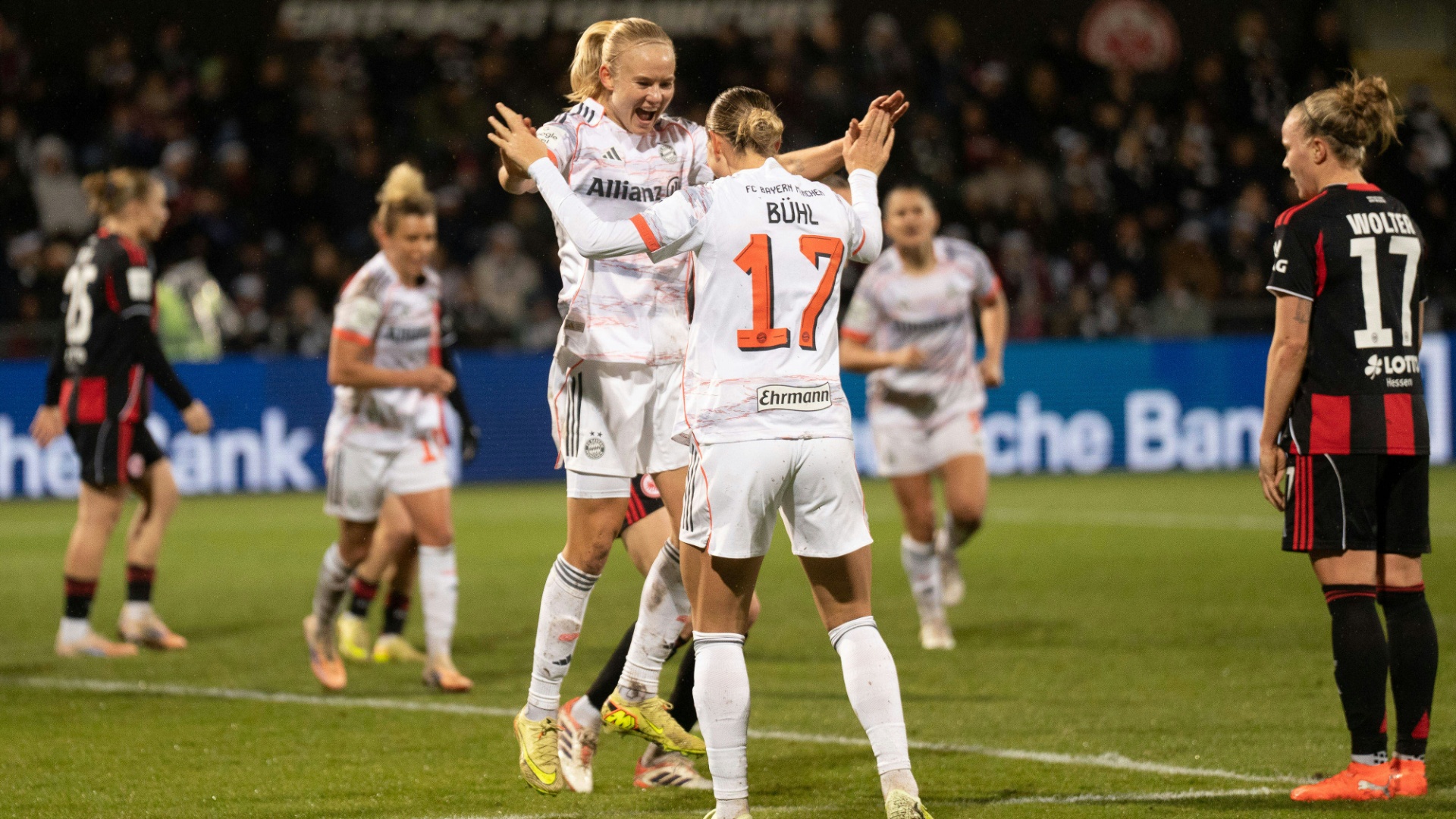 Von entscheidender Bedeutung: Bayern-Frauen vor entscheidendem Duell in Madrid