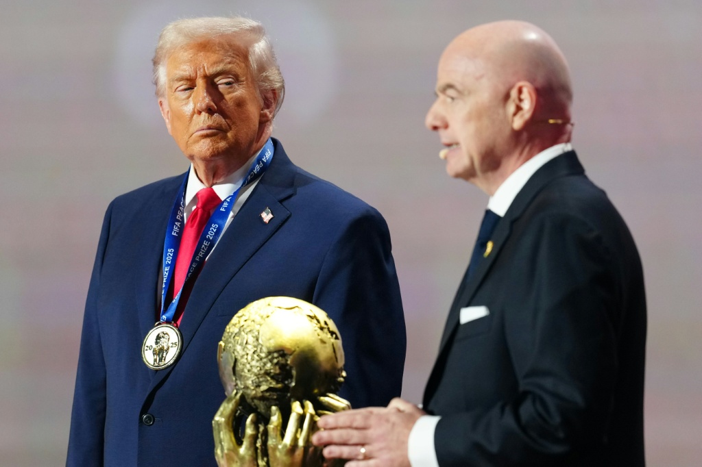 ONG acusa ante comisión ética de FIFA la vinculación entre Infantino y Trump