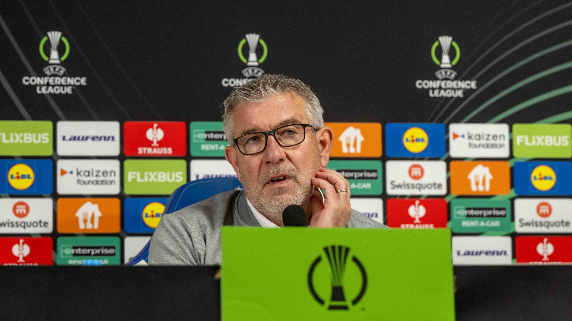 Unentschieden im Debüt von Fischer Gewinn gegen Bayern in Sicht