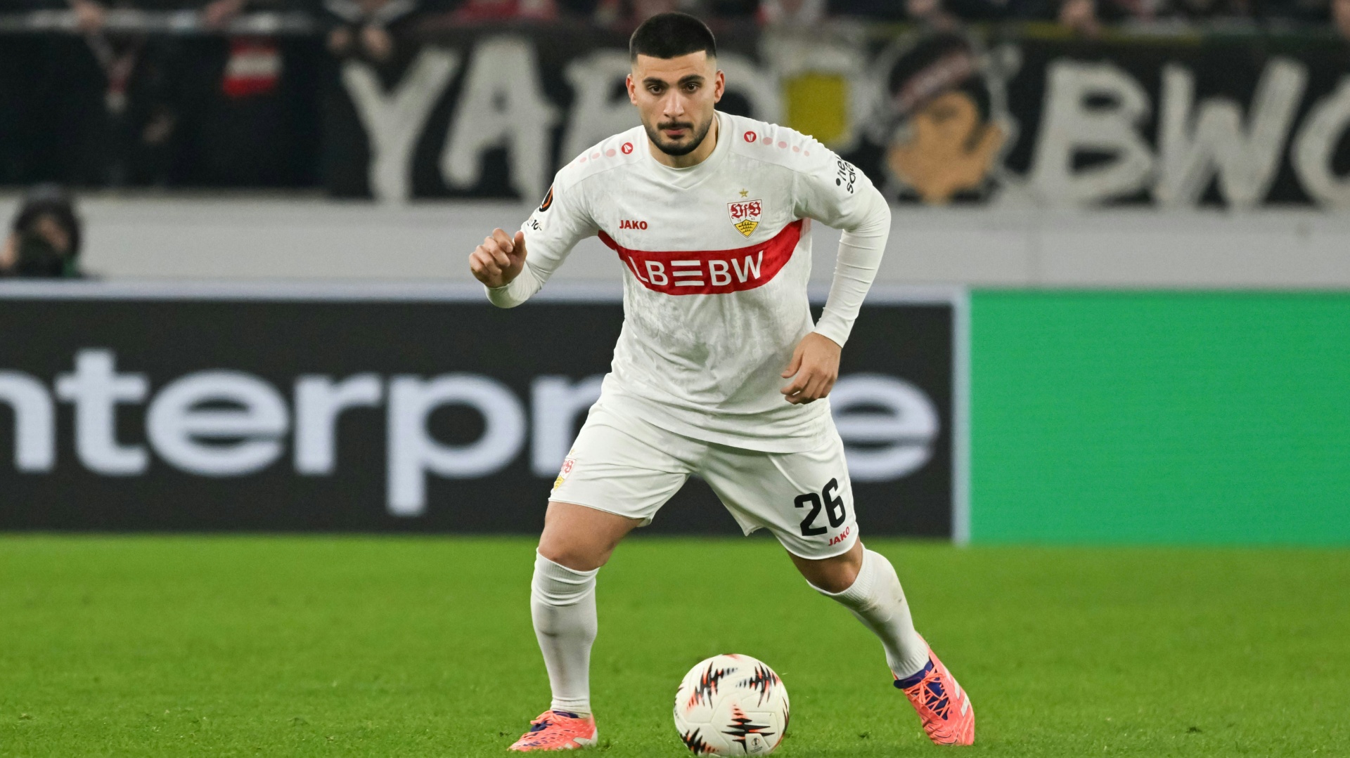 VfB: Achtelfinale winkt, aber Undav motzt