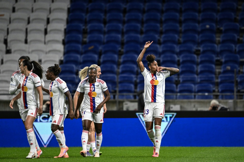 Football : La Beaujoire et Groupama Stadium en ligne de mire pour les grands stades des équipes féminines