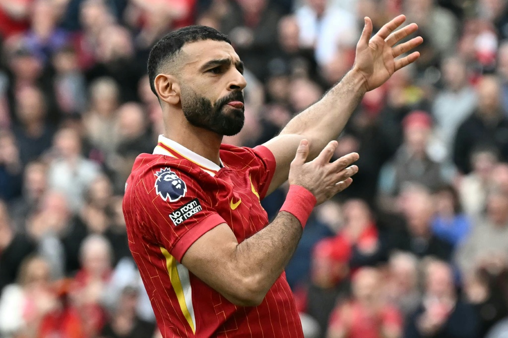 Salah Brighton maçında Liverpool yedeklerinde yer alıyor