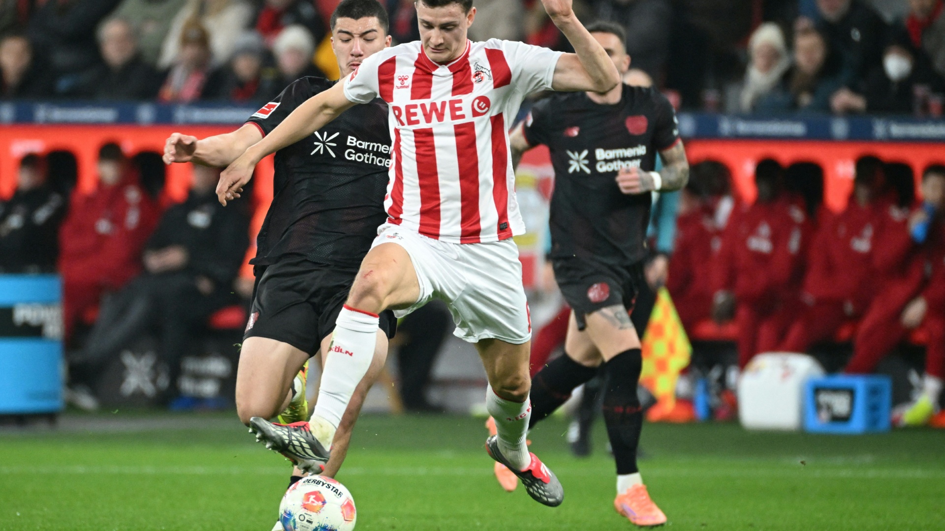 Traumtor durch Terrier: Leverkusen siegt im Derby über Köln