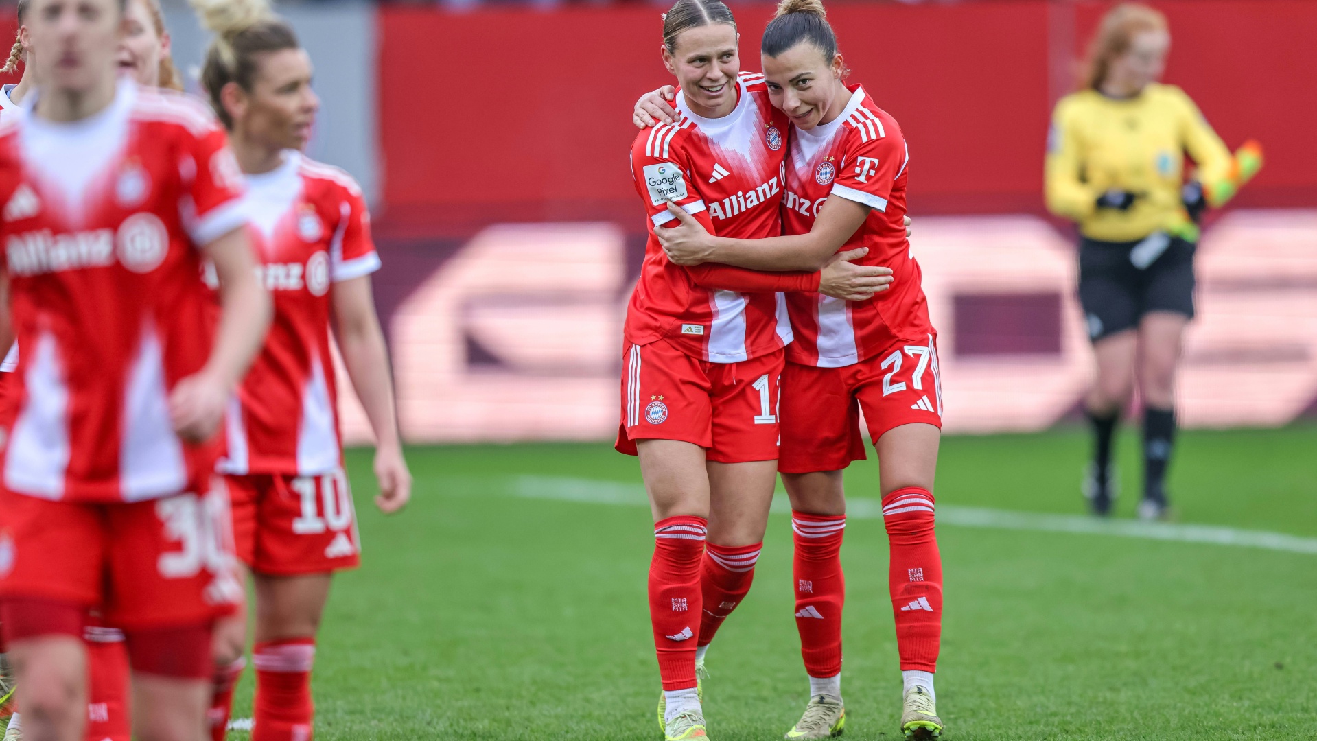 Frauen-Bundesliga: FC Bayern behält starke Führung