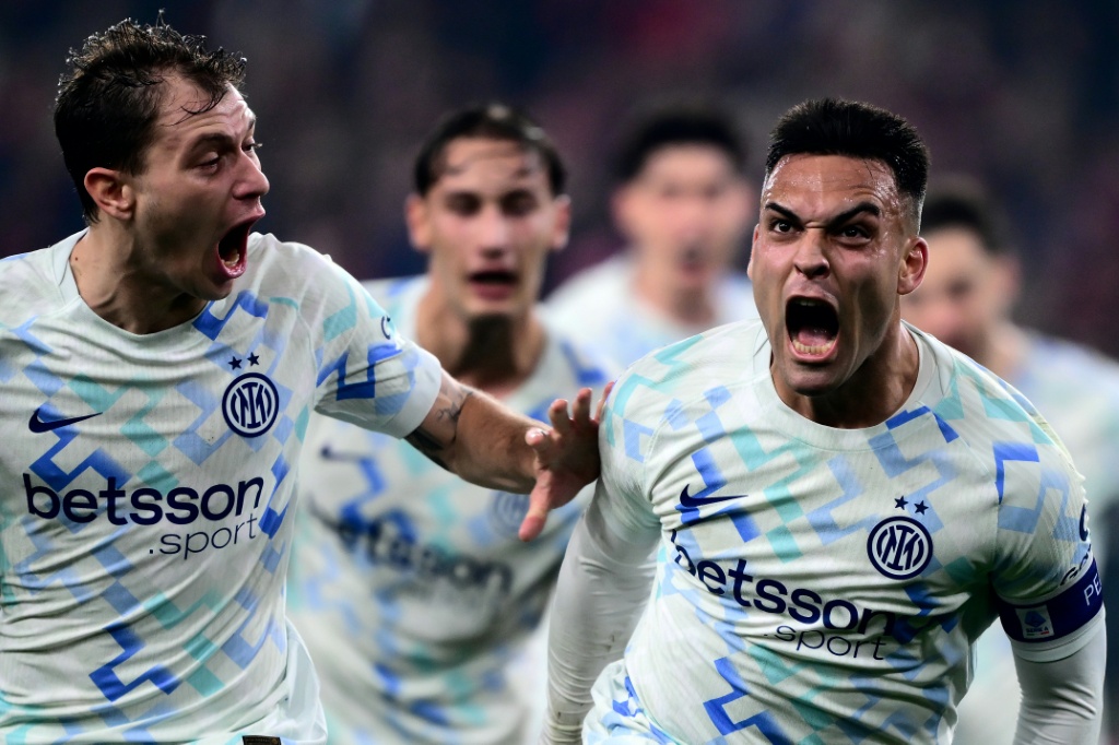 En Italie lInter Milan prend la tête après sa victoire décisive