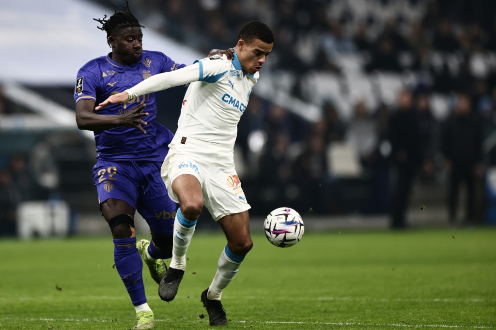 L1: Dans la souffrance, l'OM bat Monaco et s'accroche au podium