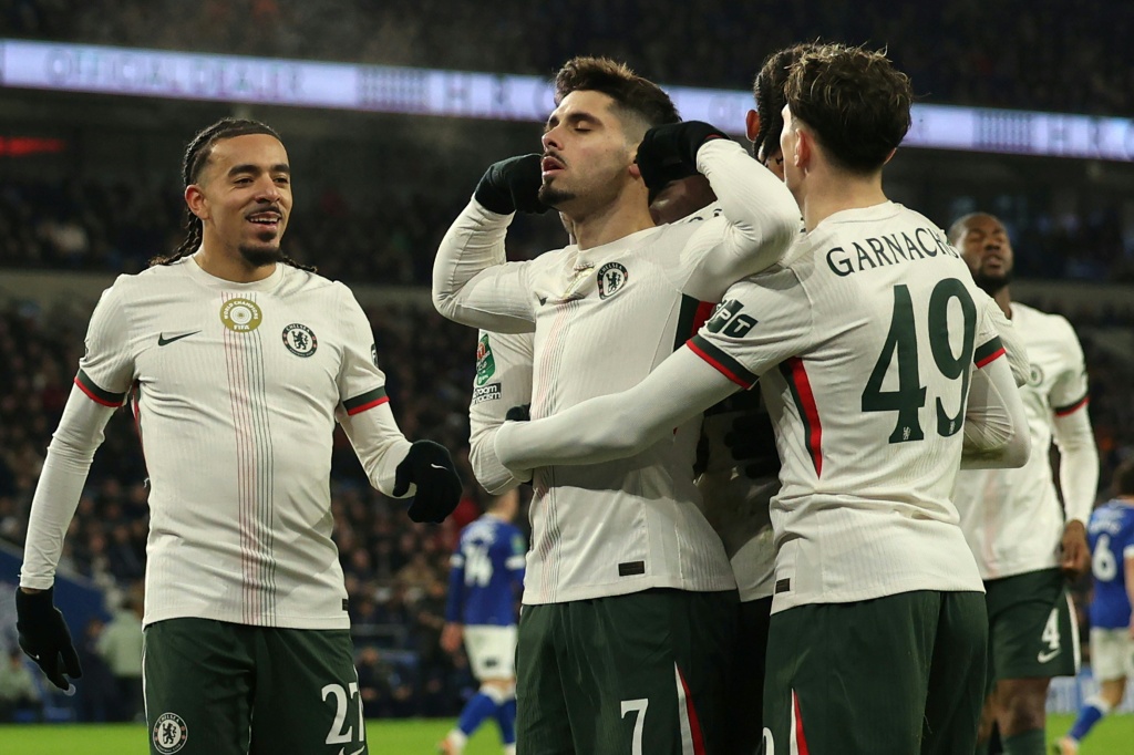 Chelsea elimina equipa da terceira divisao e avanca para as meias finais da Taça da Liga Inglesa